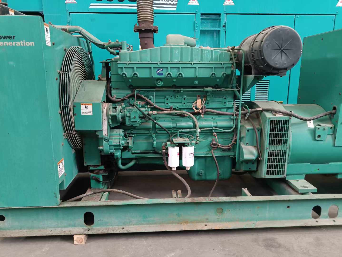 库车过载会对 600kW 柴油发电机组造成哪些损害？