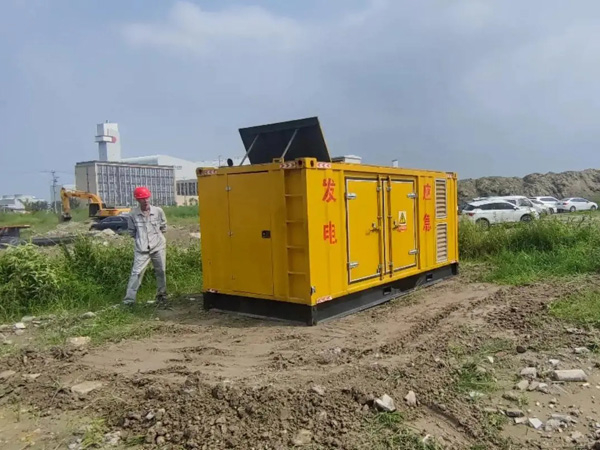 库车200KW柴油发电机机组每小时的油耗量受哪些因素影响？