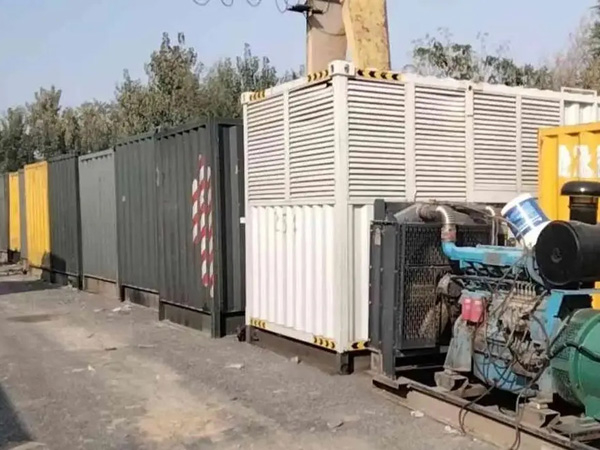 库车200KW柴油发电机机组每小时油耗是多少？